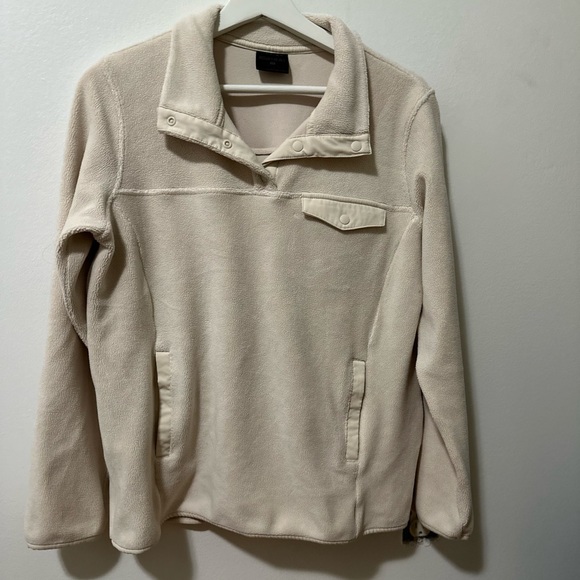 Costco Warm beige Sweater! - Picture 3 of 3